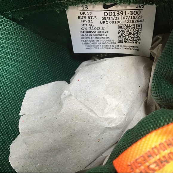 Nike Dunk Low Retro “Miami Hurricanes” 2024 - Picture 3 of 3